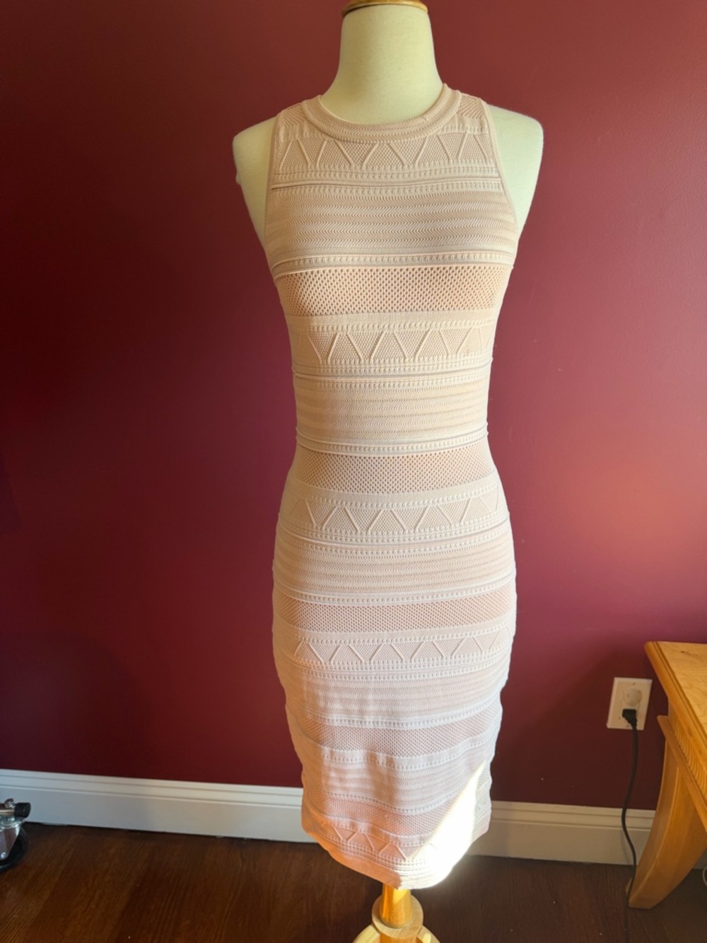 bebe Blush Sleeveless Textured Midi Dress